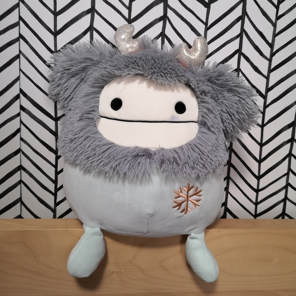 12" Evita bigfoot Squishmallows